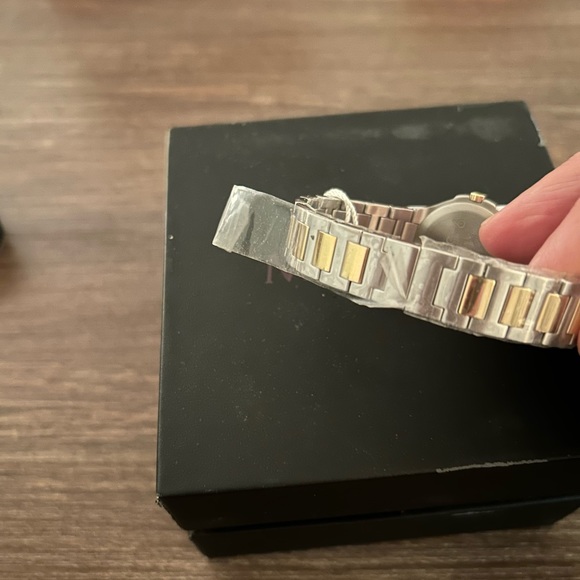 Movado - Picture 4 of 10